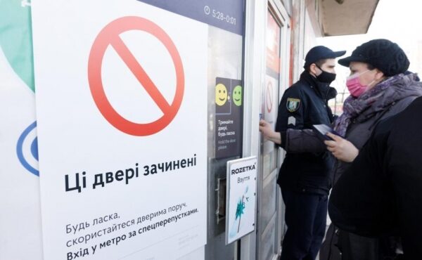 «Омикрон» наступает: чем грозит новая волна коронавируса «Омикрон» наступает: чем грозит новая волна коронавируса