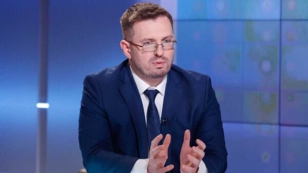 В Минздраве объяснили, является ли бустерная вакцинация обязательной В Минздраве объяснили, является ли бустерная вакцинация обязательной