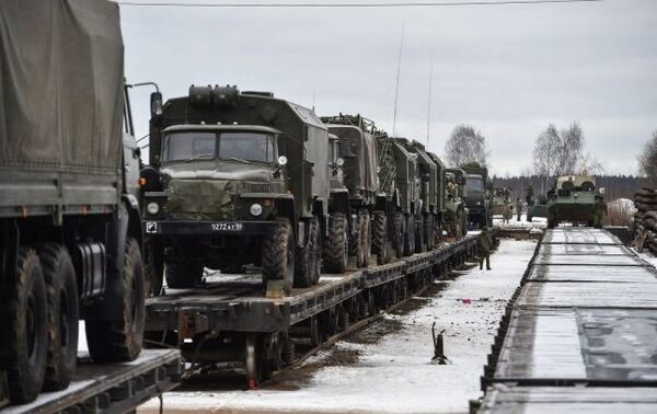 Между Украиной и Беларусью уже нет сообщения по ж/д путям, — глава УЗ Между Украиной и Беларусью уже нет сообщения по ж/д путям, — глава УЗ