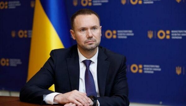 Минобразования предлагает полностью отменить ВНО и ГИА в 2022 году Минобразования предлагает полностью отменить ВНО и ГИА в 2022 году