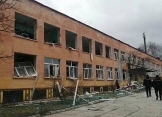 Враг ударил по Чернигову: разрушены школы и жилые дома