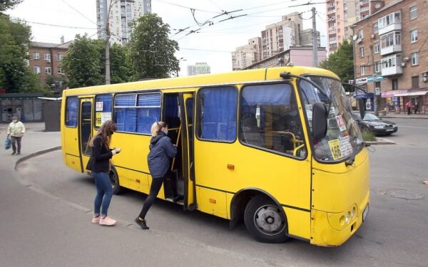 В Киевской области подняли цены на проезд в маршрутках В Киевской области подняли цены на проезд в маршрутках