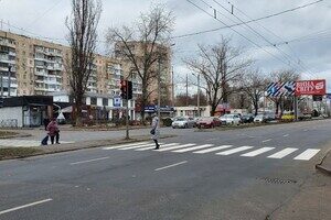 В Одессе на некоторых улицах обновили разметку В Одессе на некоторых улицах обновили разметку