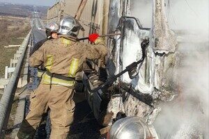 На трассе Одесса – Киев загорелась фура: подробности происшествия На трассе Одесса – Киев загорелась фура: подробности происшествия