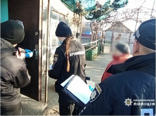 На Одещині «дідусь» відрубав голову 5-річній дівчинці