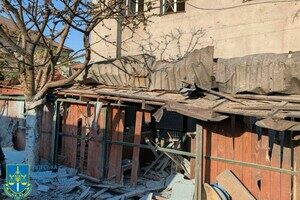 Пожары и пострадавшие в пригороде Одессы: последствия вечерней атаки БпЛА (обновлено) Пожары и пострадавшие в пригороде Одессы: последствия вечерней атаки БпЛА (обновлено)