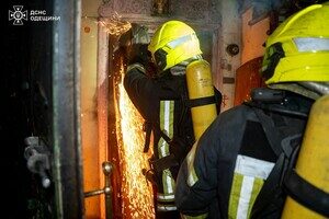 В центре Одессы горел дом на Преображенской: подробности от спасателей В центре Одессы горел дом на Преображенской: подробности от спасателей