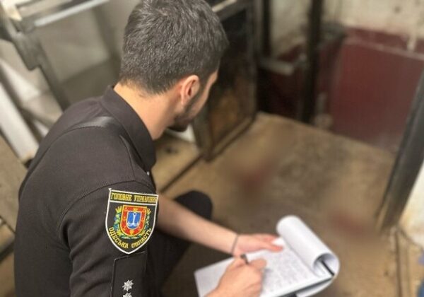 В одном из супермаркетов Одессы погиб грузчик: подробности трагедии В одном из супермаркетов Одессы погиб грузчик: подробности трагедии