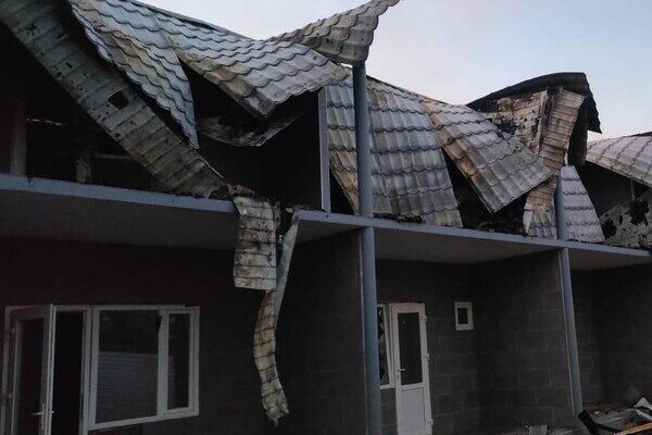 Дроновый удар по Одесской области: после обстрела вспыхнул пожар (обновлено) Дроновый удар по Одесской области: после обстрела вспыхнул пожар (обновлено)