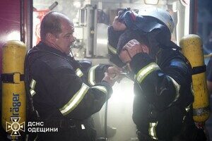 В Одессе из-за замыкания кондиционера вспыхнул пожар в квартире В Одессе из-за замыкания кондиционера вспыхнул пожар в квартире