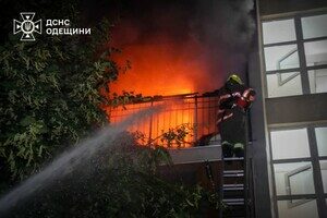 Ночью в Одесском районе горел ЖК "7 Небо": подробности пожара Ночью в Одесском районе горел ЖК "7 Небо": подробности пожара