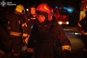 Масштабные пожары в пригороде Одессы: последствия ночной атаки БпЛА (обновлено) Масштабные пожары в пригороде Одессы: последствия ночной атаки БпЛА (обновлено)