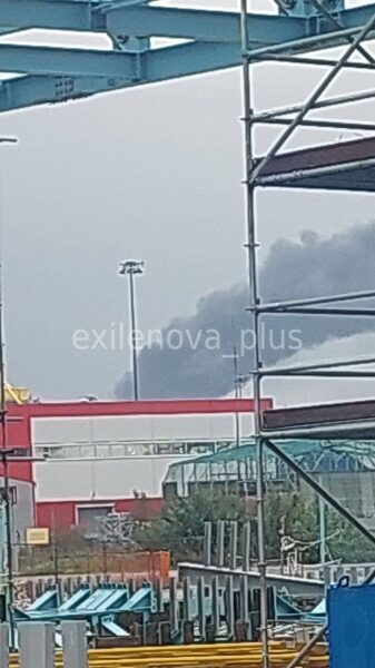 Безпілотники завдали ударів по НПЗ під Самарою та порту у Петербурзі (фото, відео)