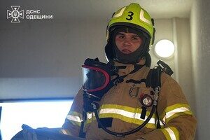 Пожар в ЖК "Одесские традиции": среди спасенных ребенок, есть пострадавшая Пожар в ЖК "Одесские традиции": среди спасенных ребенок, есть пострадавшая