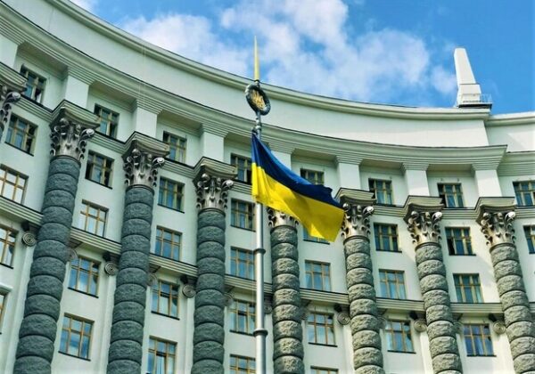 ВПЛ, жители и бизнес с прифронтовых территорий получили льготы от Кабмина ВПЛ, жители и бизнес с прифронтовых территорий получили льготы от Кабмина