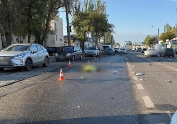 ДТП на Николаевской дороге в Одессе: один из супругов погиб, другой – в больнице ДТП на Николаевской дороге в Одессе: один из супругов погиб, другой – в больнице