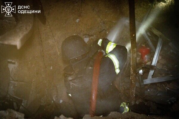 Ночная атака на Одессу: есть пострадавшие, среди которых ребенок (обновлено) Ночная атака на Одессу: есть пострадавшие, среди которых ребенок (обновлено)