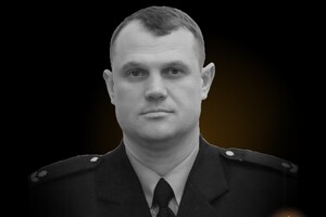 Погиб на востоке Украины: в Одессе простились с полицейским Николаем Яковецким