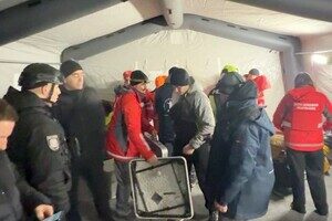 В Одессе БпЛА попали в многоэтажки: среди пострадавших дети, в том числе младенец В Одессе БпЛА попали в многоэтажки: среди пострадавших дети, в том числе младенец