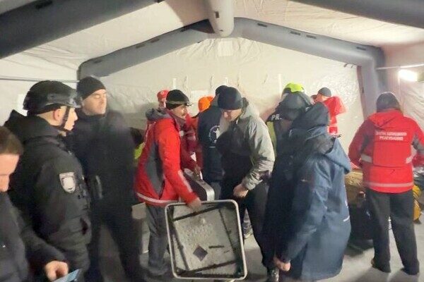 В Одессе БпЛА попали в многоэтажки: среди пострадавших дети, в том числе младенец В Одессе БпЛА попали в многоэтажки: среди пострадавших дети, в том числе младенец