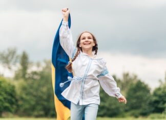В ЕС обсуждают новые правила для украинцев после завершения временной защиты в 2027 году