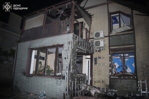 Ночной удар по Одесскому району: пострадал человек Ночной удар по Одесскому району: пострадал человек